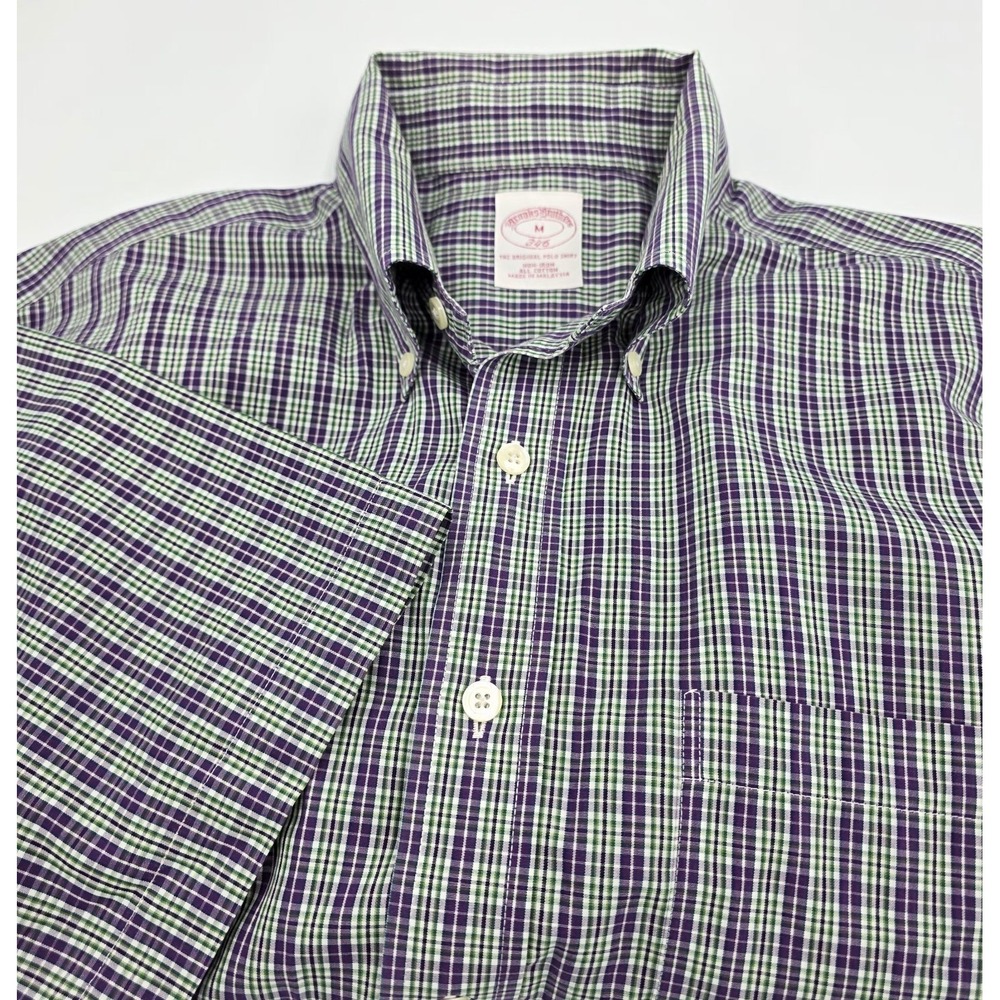 Brooks Brothers 346 Shirt Mens Medium Purple Plaid Short Sleeve Button Up Casual